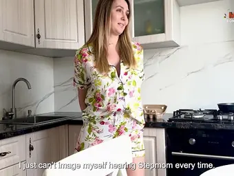 Stepmom Sasha Paradise gives her stepson a helping hand and gets a hot creampie