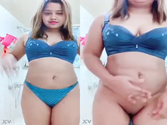 Indian teen with hairless pussy and shaved twat on webcam