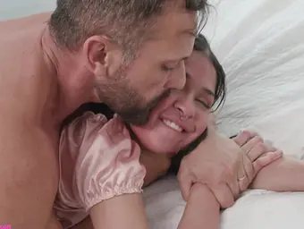 Ryder Rey and Dorian Del Isla get a family creampie surprise while their stepdad is away